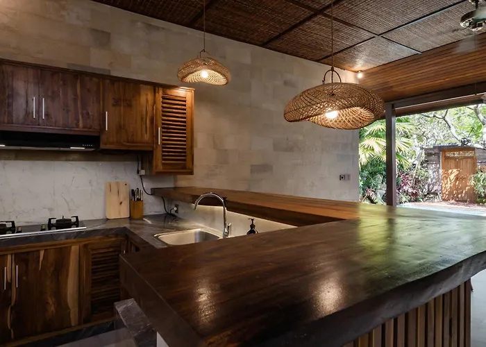 別荘 Private 3br Tropical L Pool & Open Living *