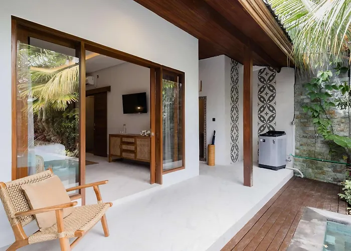 Private 3br Tropical L Pool & Open Living ジンバラン