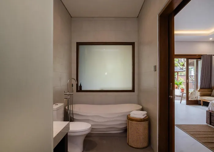 Private 3br Tropical L Pool & Open Living 別荘